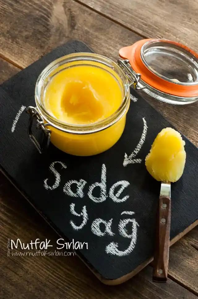 Saf Yağlar ve Kozmetikte Kullanımının Önemi Doğal Güzellik İçin Güçlü Bir Alternatif