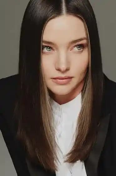 Sarı Alt Tonlu Beyaz Ten İçin Makyaj ve Bakım Rehberi