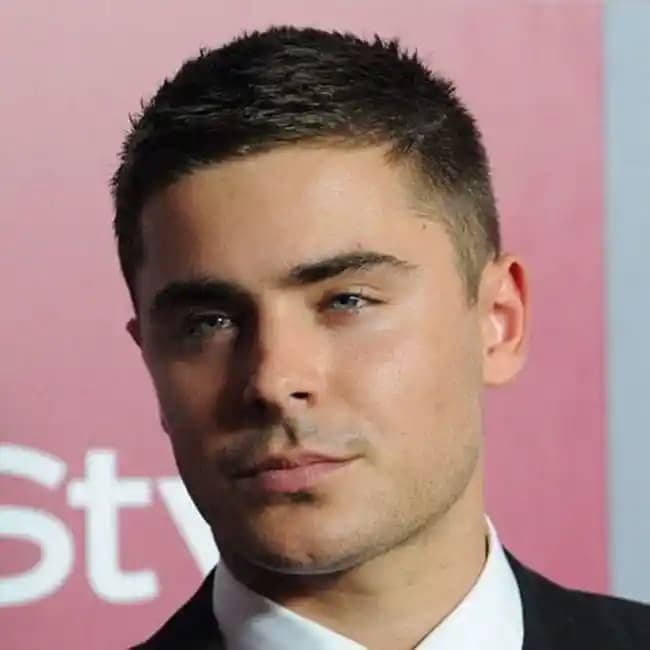 Sekiz Numara Saç Nedir ve Modern Saç Modasında Nasıl Bir Trend Olarak Kullanılır