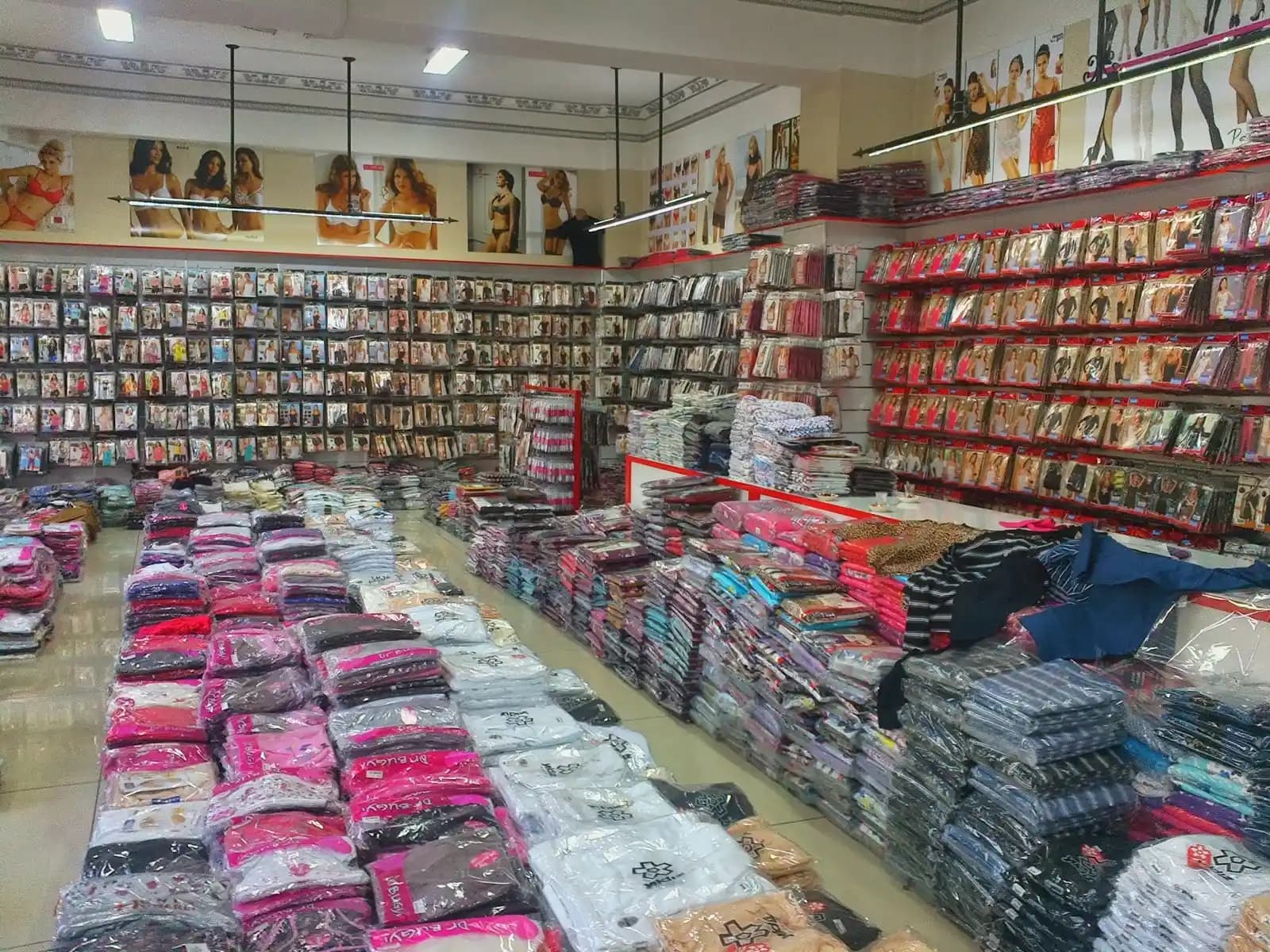 Toptan İç Çamaşır Sektöründe Başarı İçin Stratejiler ve Dijital Dönüşüm