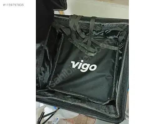 Vigo Çantası: Modern Tasarımlarla Şıklık ve Fonksiyonelliğin En İyi Buluşması