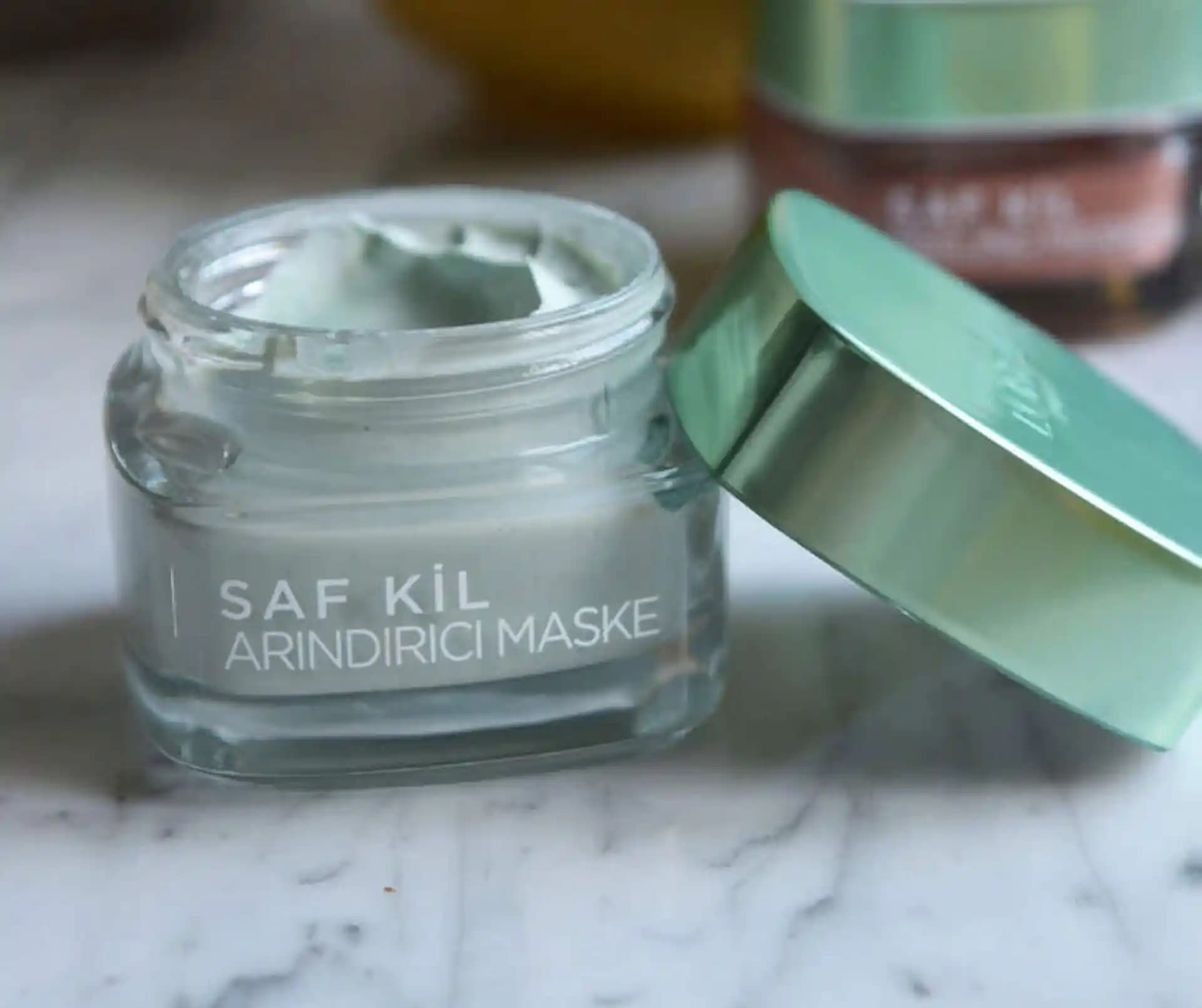 Yağlı Ciltler İçin En Etkili Kil Maskesi Tarifleri ve Uygulama Yöntemleri