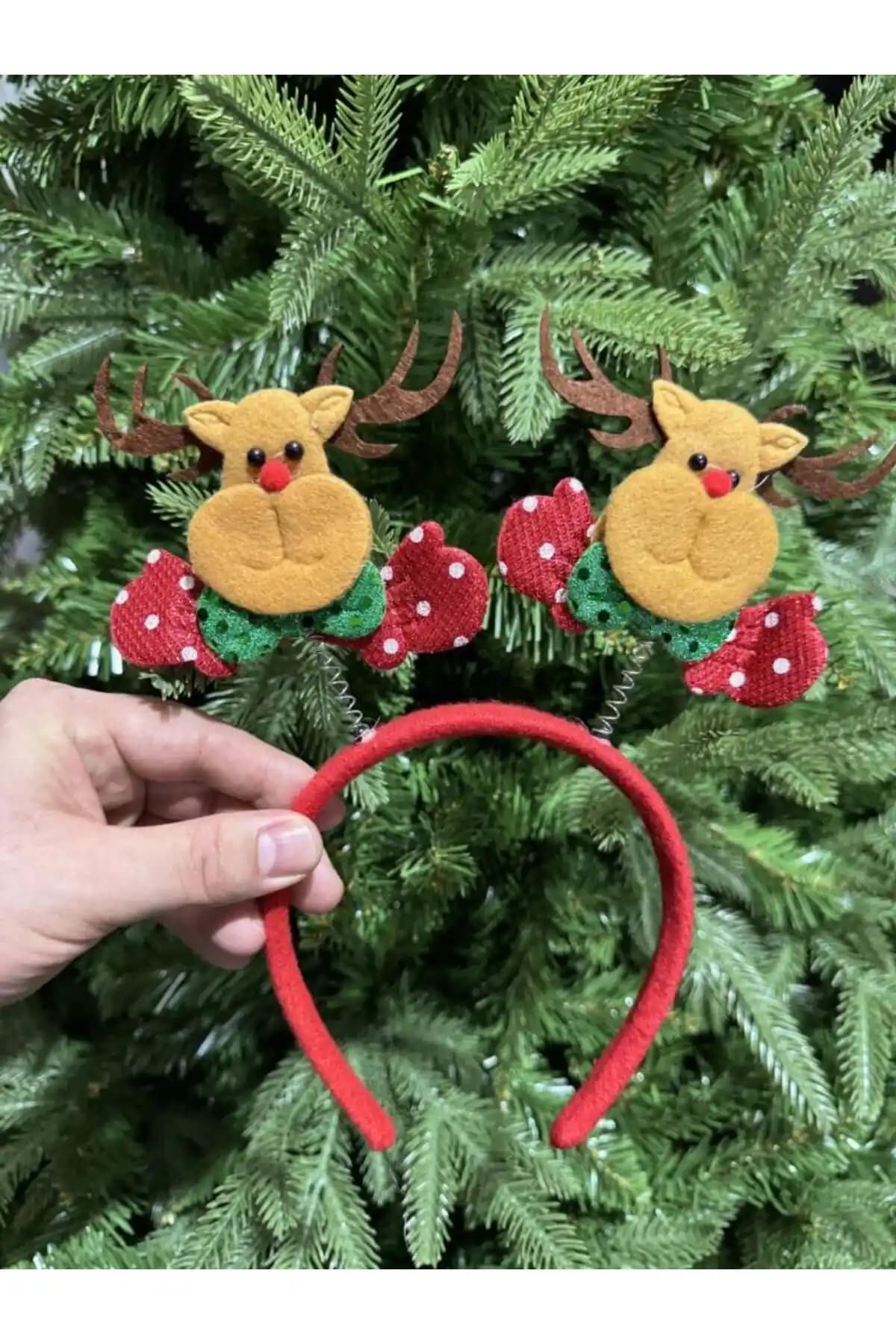 Yılbaşı Taçları: Geleneksel ve Modern Dekorasyon Fikirleri 2023