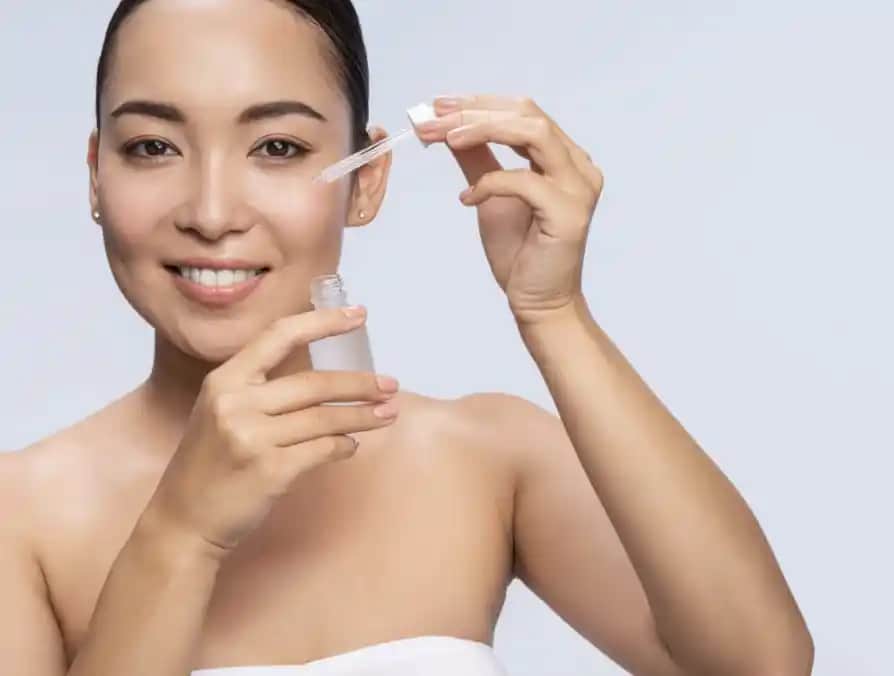 Yüze Serum Sürme Zamanı ve En İyi Uygulama Yöntemleri Hakkında Kapsamlı Rehber