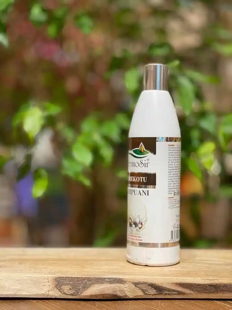 Çörek Otu Şampuanı ile Doğal Saç Bakımında Güçlü ve Etkili Çözüm Sunar