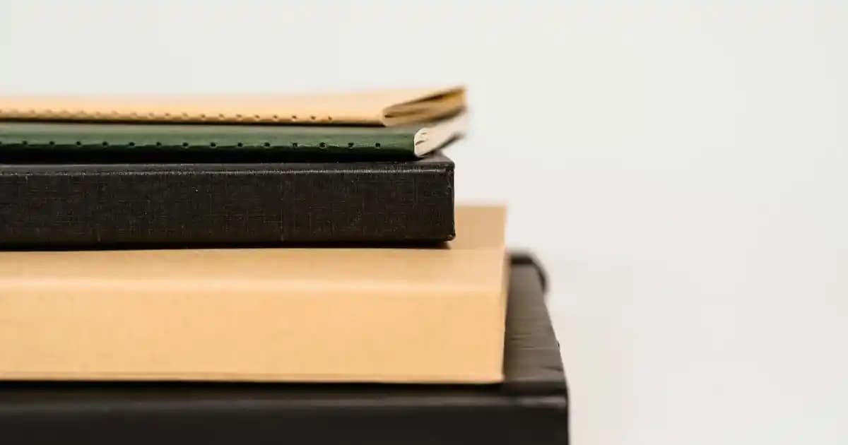 Kıvırcık Saçların Kalıcı Düzleştirilmesi Yöntemleri ve Bakım Tavsiyeleri