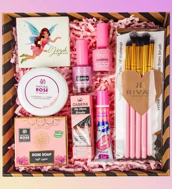 Kozmetik Hediye Setleri: Seçim ve Trendler ile Unutulmaz Hediyeler Yaratın