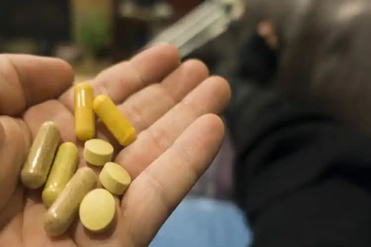 Bromelain Nedir ve Cilt Bakımında Kullanım Yöntemleri Hakkında Detaylı Bilgi