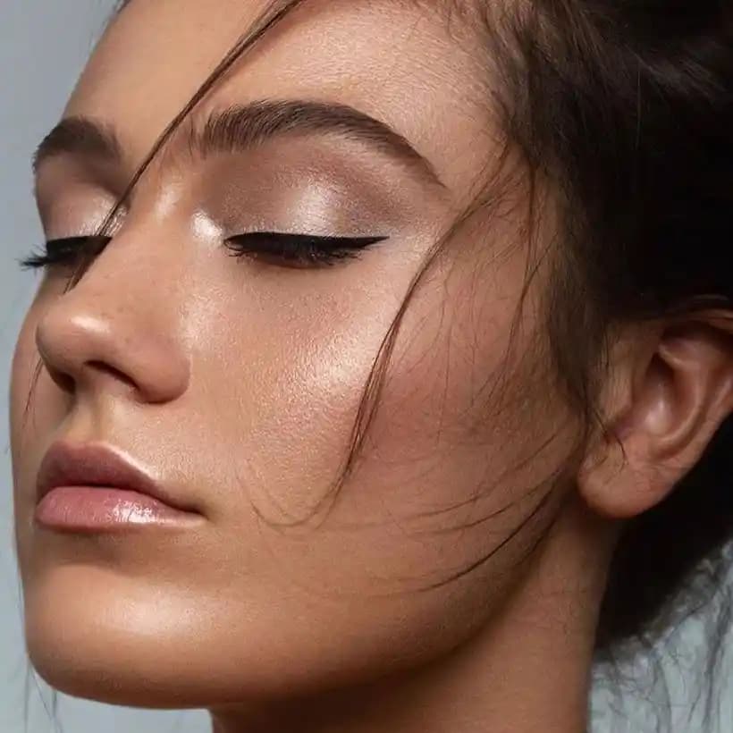 Doğal Kaş Modelleri ve Yüzünüze Uygun Seçenekler Hakkında Kapsamlı Rehber