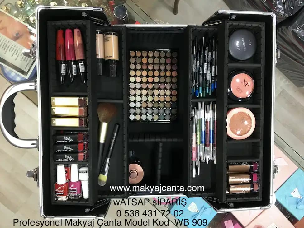 Kaliteli Makyaj Malzemeleri Seçimi ve Kullanımıyla Güzelliğinizi Güvence Altına Alın