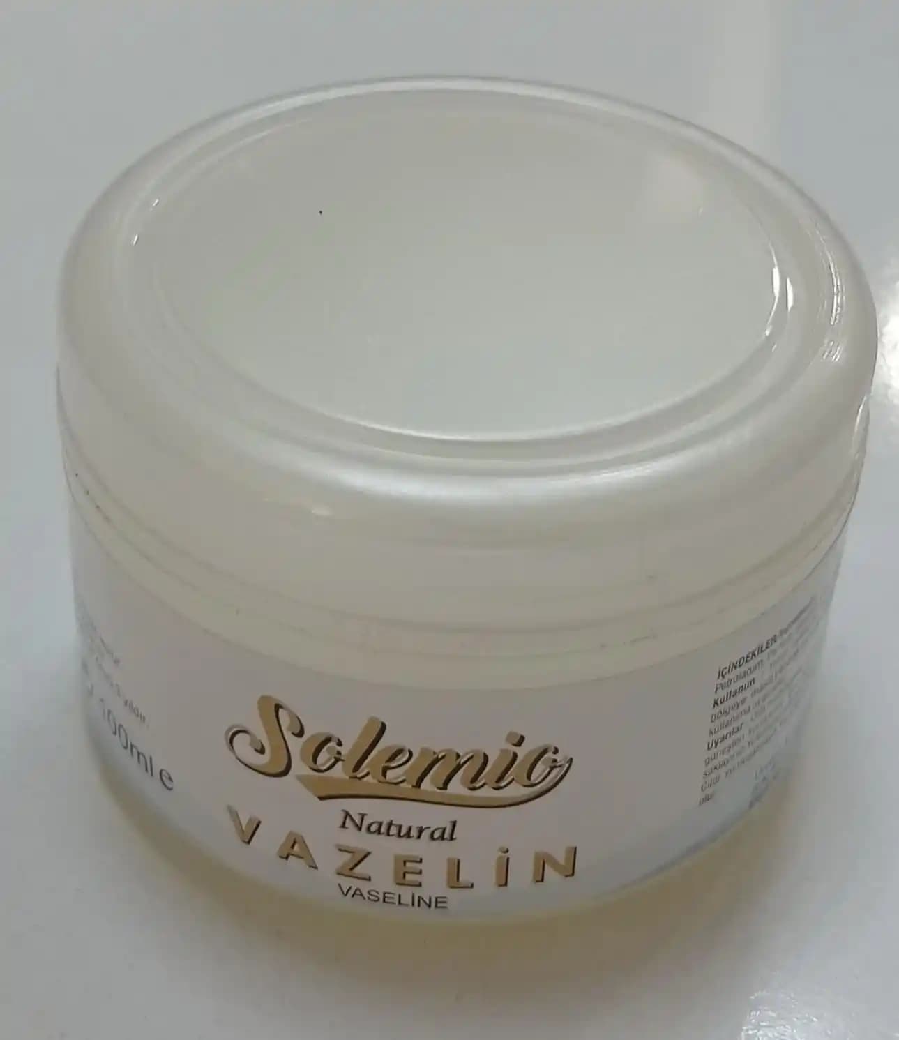 Vazelin Nedir ve Güzellik ile Sağlık Alanındaki Kullanım İpuçları