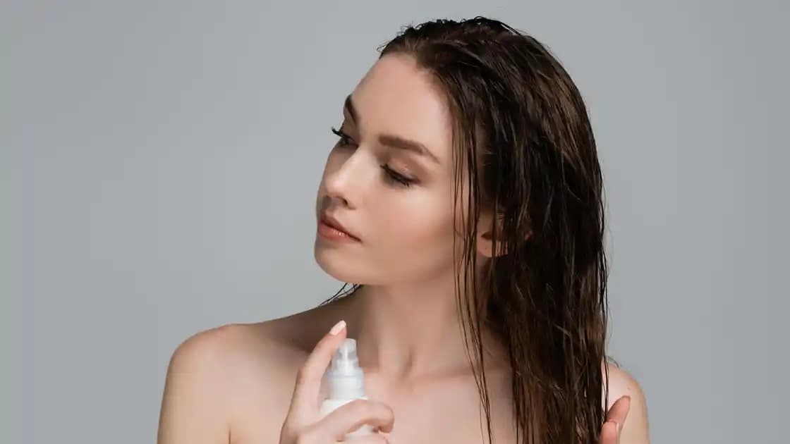 Fön Suyunun Saç Bakımında Isı Koruyucu ve Şekillendirici Rolü