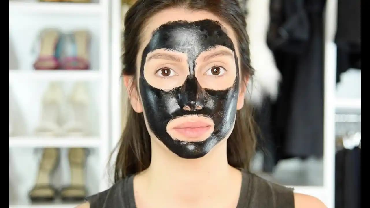 Gratis Siyah Nokta Maskesi Hakkında Mevcut Bilgi Durumu ve Genel Değerlendirme