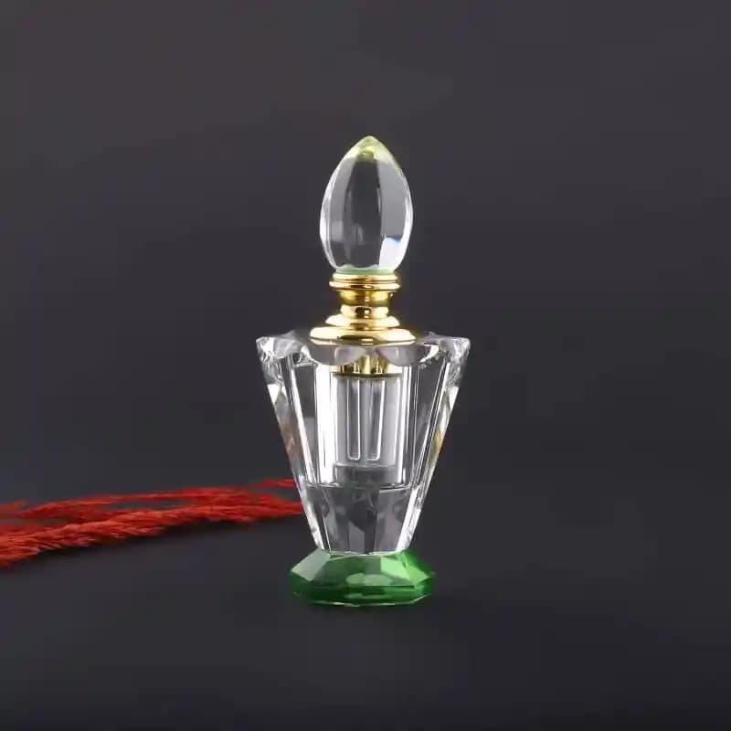 Güzel Esans Koku İsimleri ve Kozmetik Ürünlerde İsimlendirme Yaklaşımları