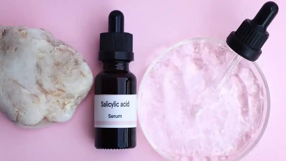 Salisilik Asit Kullanımı ve Cilt Bakımında Etkili BHA Uygulamaları Rehberi