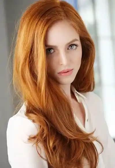 Açık Sarı Bakır Saç Rengi: Doğal Güzellik ve Modern Trendlerin Buluşması