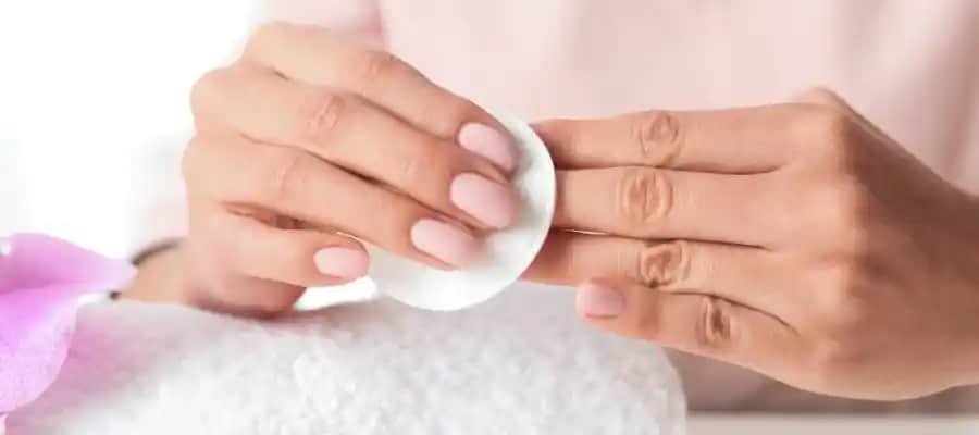 Aseton Olmadan Güvenli ve Doğal Oje Çıkarma Yöntemleri 2023 Rehberi