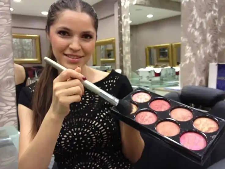 Dijital Güzellik Dünyasında Makyaj Siteleri ve Gelecek Trendleri