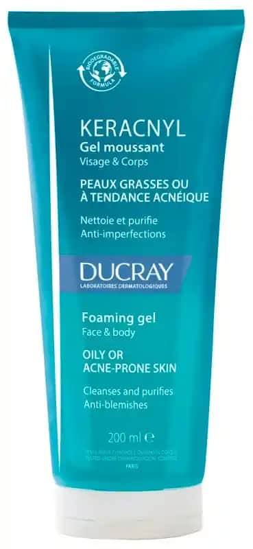 Ducray Keracnyl Foaming Gel ile Yağlı ve Akneye Eğilimli Ciltler İçin Güvenilir Temizlik Çözümü