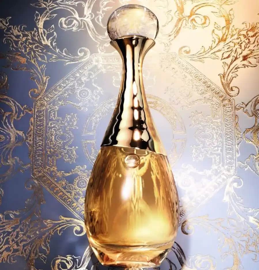 Dünyanın En Güzel Parfümü: Kişisel Tarzınıza Uygun Kokuları Keşfedin ve Kendinizi İfade Edin