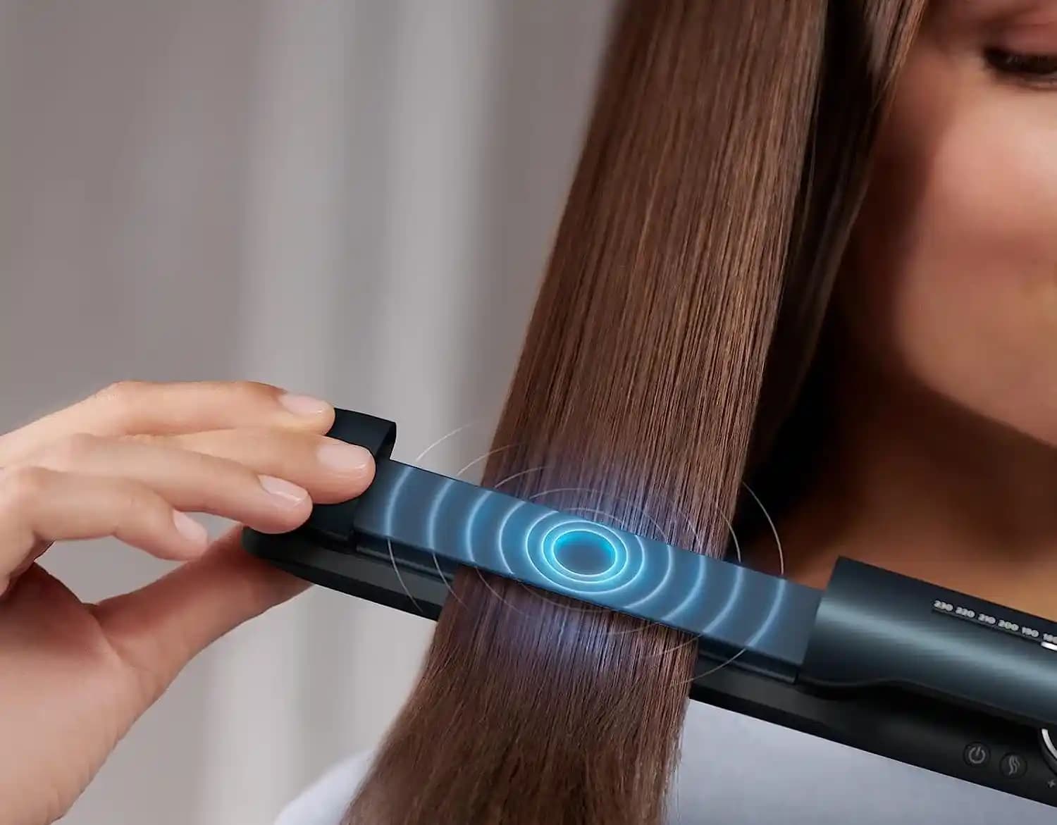 En İyi Saç Düzleştiricisi Seçim Rehberi: Sağlıklı ve Parlak Saçlar İçin Tavsiyeler