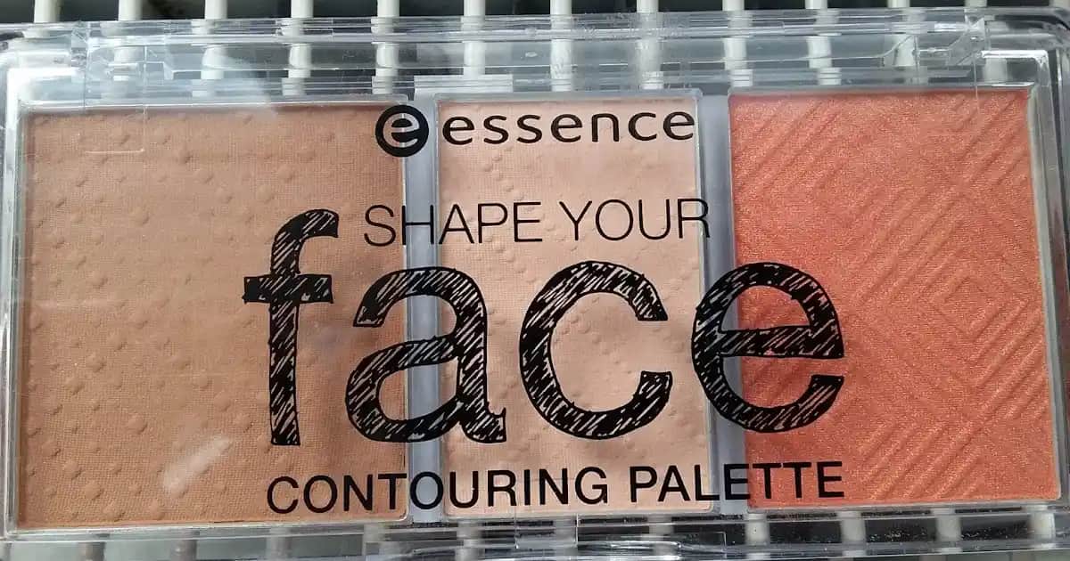 Essence Kontür Paleti ile Doğal Gözler ve Yüz Hatlarınızı Şekillendirin