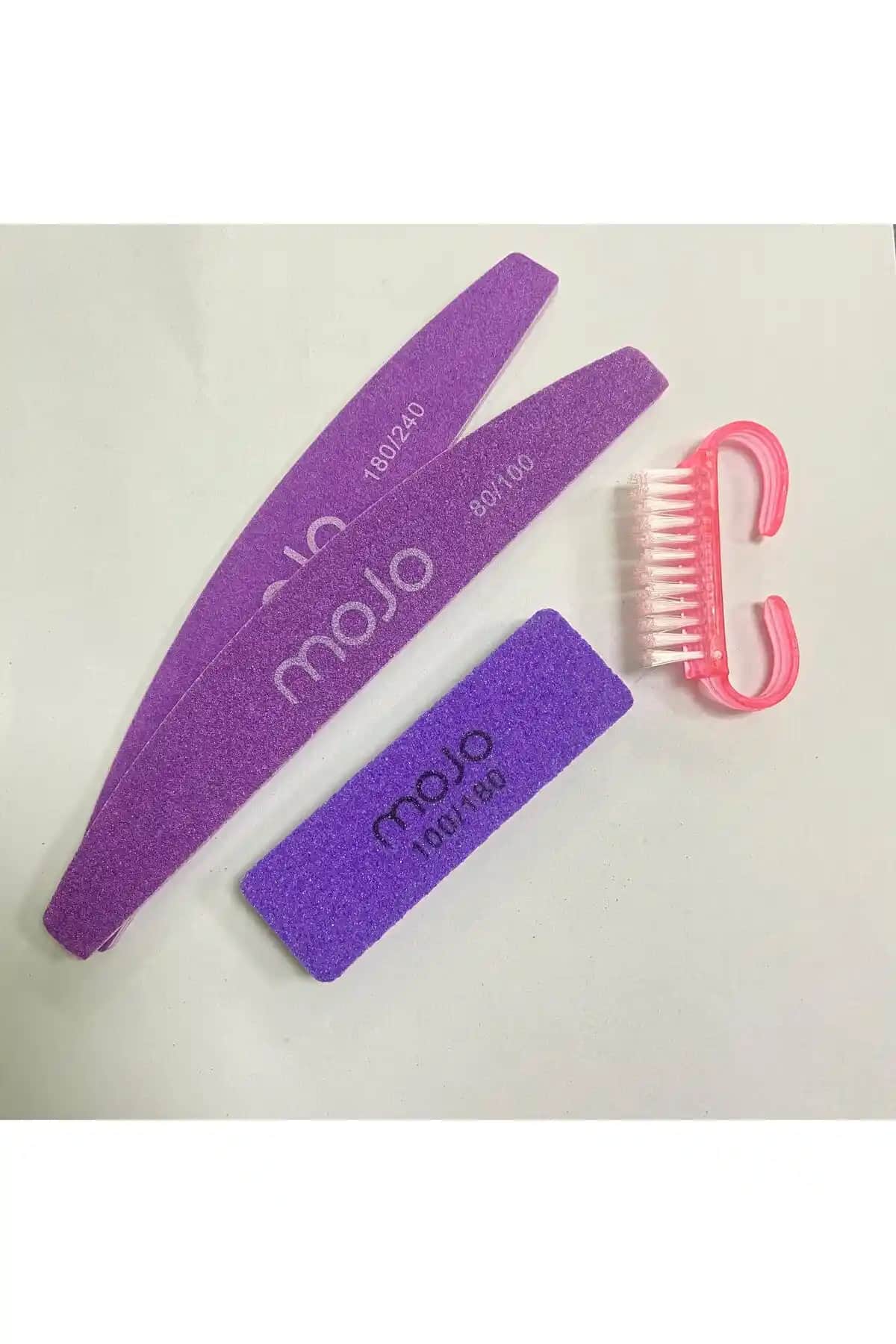 Evde Manikür Seti Seçimi ve Kullanımıyla Güzelliğinizi Kendiniz Yaratın