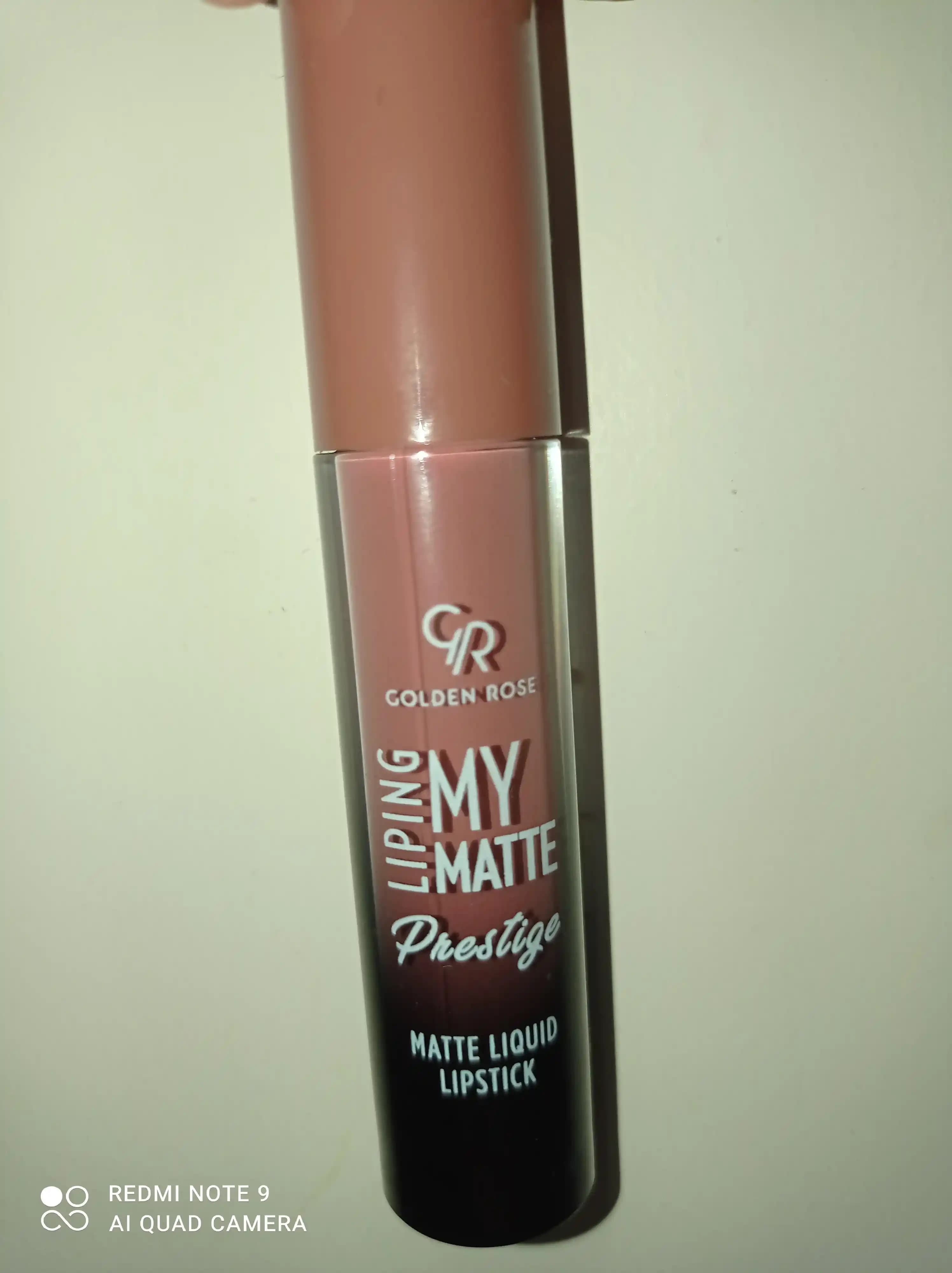 Golden Rose Prestige Ruj: Kaliteli, Uzun Süre Dayanan ve Çeşitli Renk Seçenekleriyle Makyajınıza Şıklık Katın