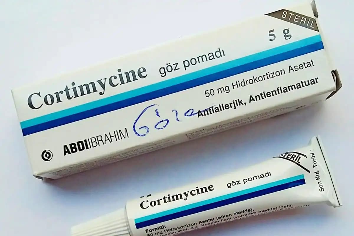 Göz Pomadları: Göz Çevresi Bakımında Etkili ve Güvenilir Ürünler Rehberi