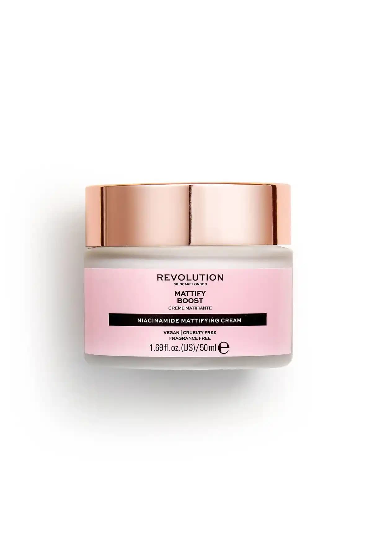 Gözenek Kapatıcı Kremler ve Doğru Kullanım İpuçlarıyla Pürüzsüz Cilt Sağlama