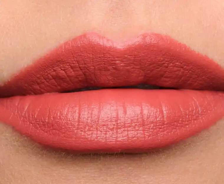 Kiremit Rengi Ruj Kullanımı ve Kombinasyon İpuçları Güzellik Trendleri 2023