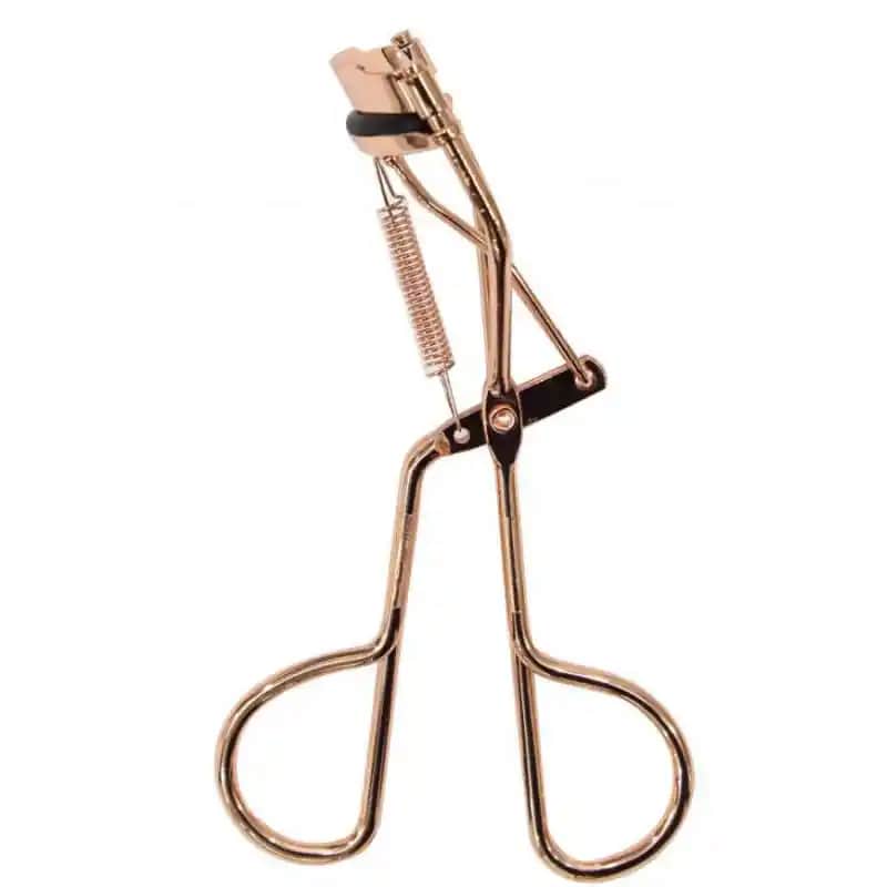 Kirpik Kıvırıcı Seçenekleri ve Kullanım İpuçları ile Gözlerinizi Vurgulayın