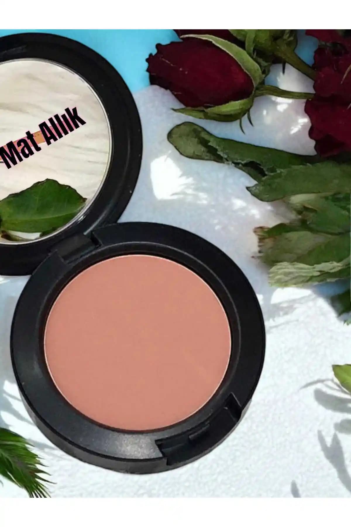 Mat Allık Nedir Nasıl Uygulanır ve Cilt Tipine Göre Seçim Rehberi