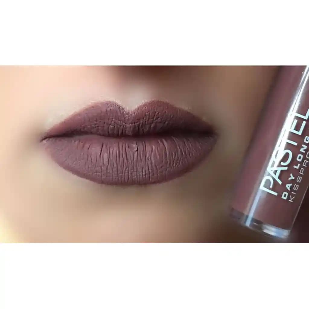 Pastel 30 Numara Ruj: Doğal ve Şık Görünüm İçin En İyi Renk Seçenekleri