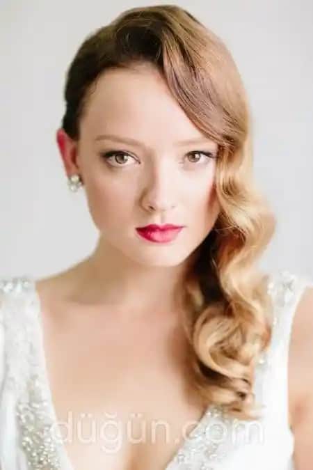 Vak Maşası Kullanımıyla Şık ve Doğal Saç Modelleri ve Trendleri 2023