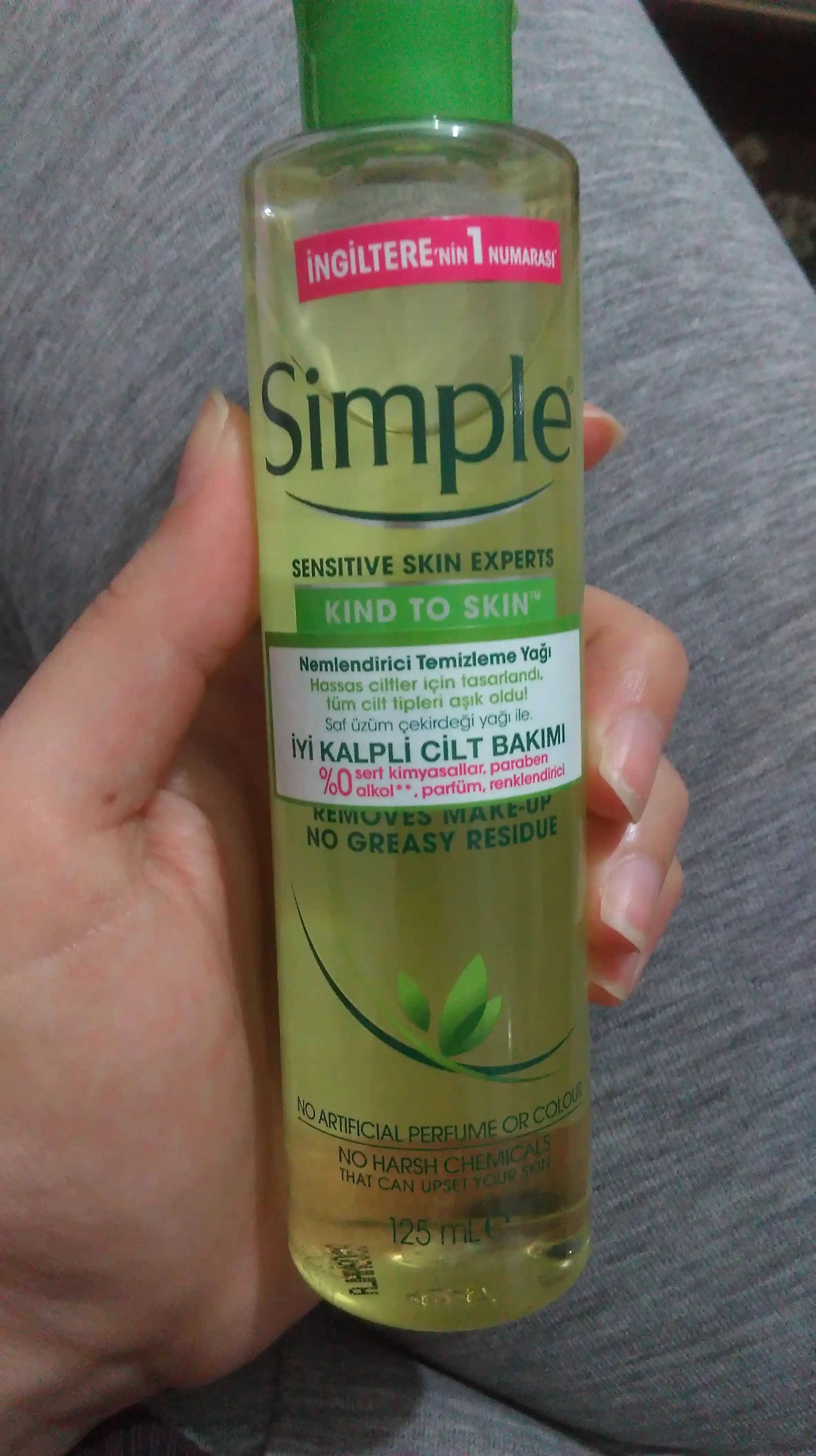 Yağ Bazlı Temizleyicilerle Cilt Bakımında Yeni Bir Yaklaşım ve Kullanım İpuçları