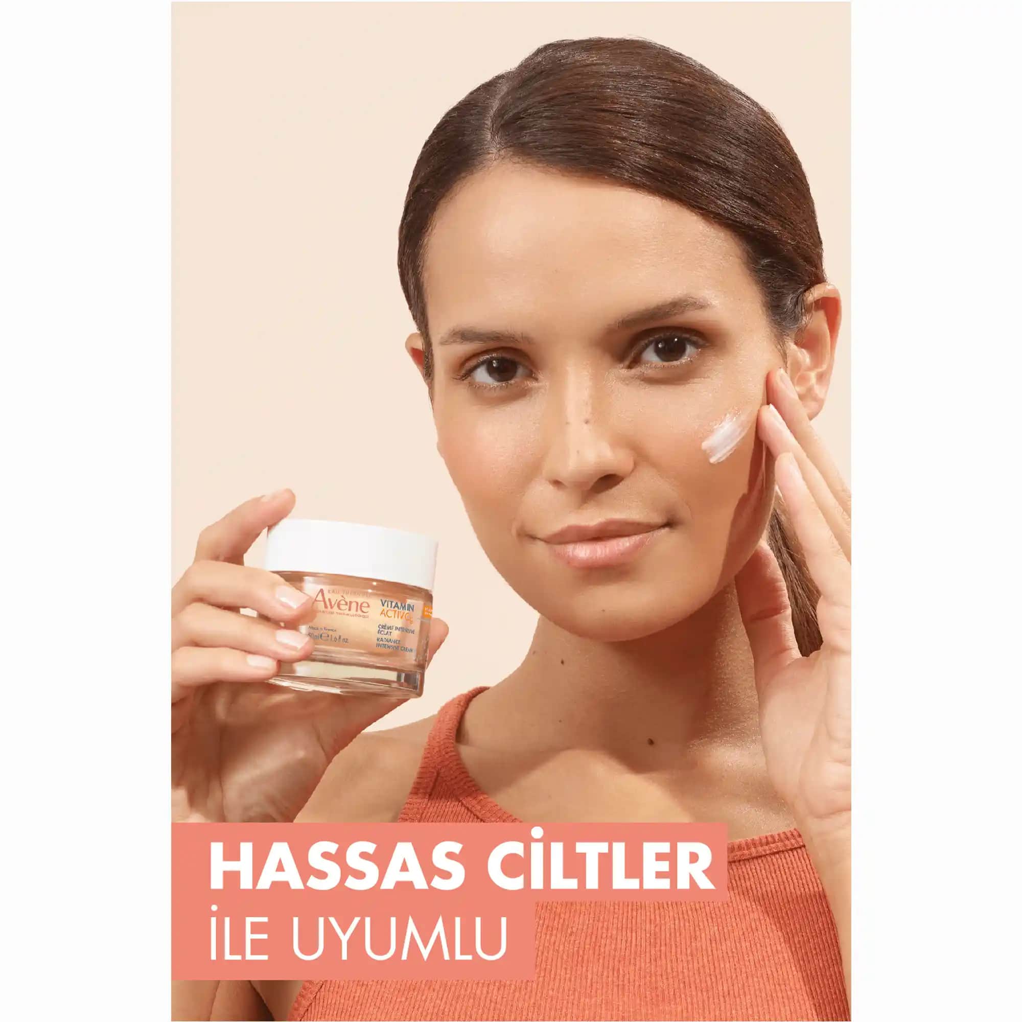 Yüze Işıltı Veren Kremler: Parlak ve Sağlıklı Cilt İçin En İyi Seçenekler