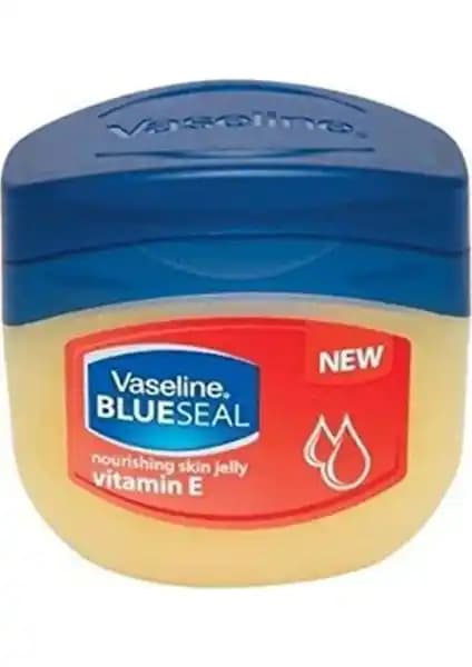 Vaseline E Vitamini İçeren Yoğun Nemlendirici Krem 100 ml ile Derinlemesine Cilt Bakımı