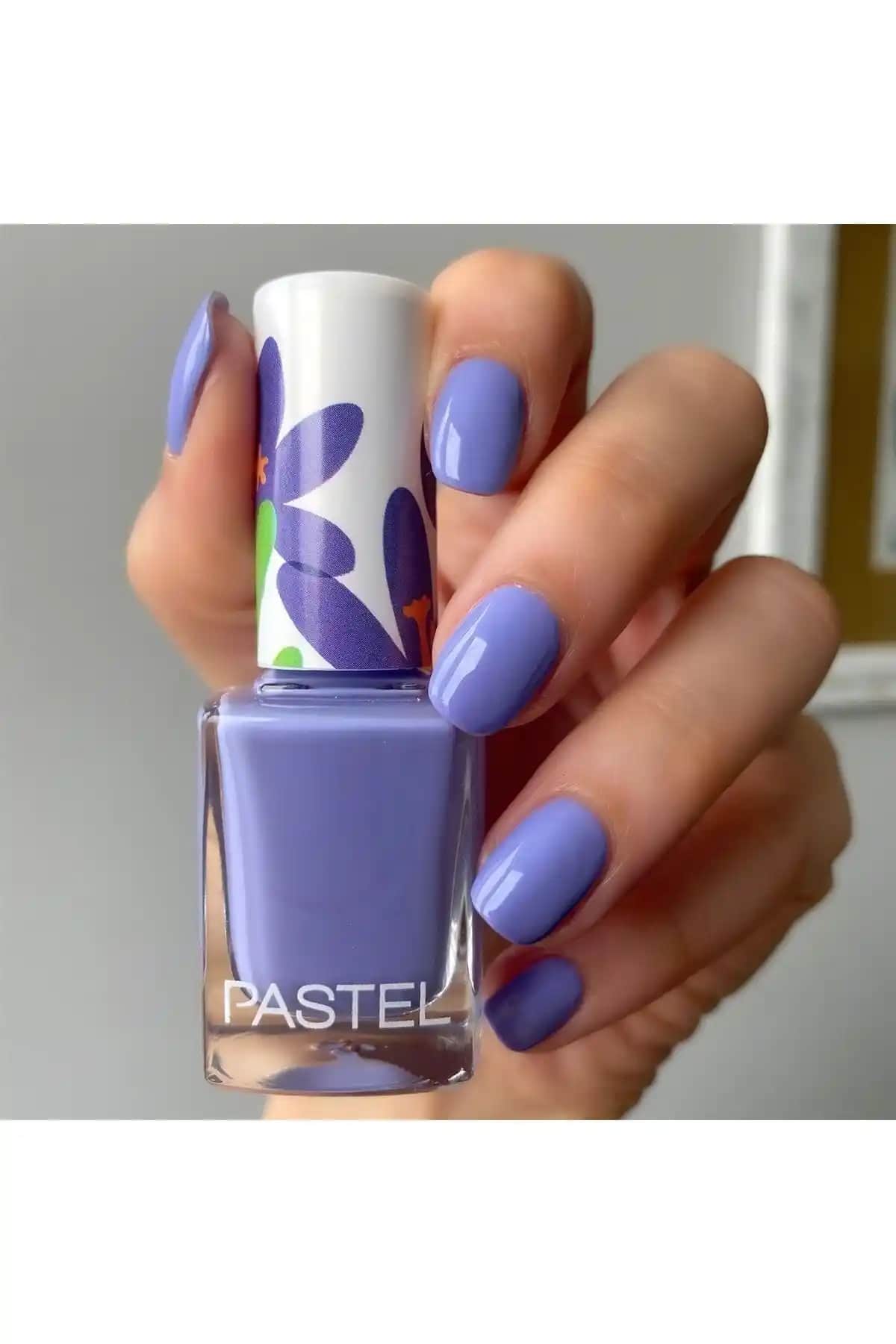 Pastel Oje 347 ve No:04 Karşılaştırması: Renk, Kalite ve Kullanım Özellikleri