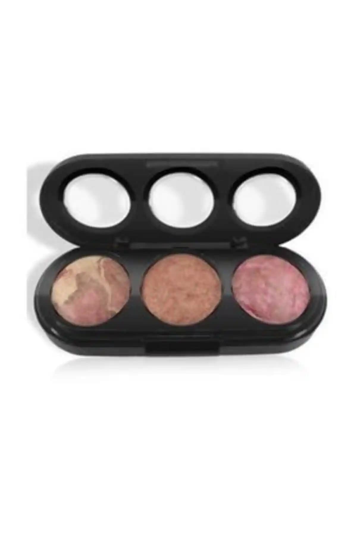 Mujgan 3'lü Terracotta Allık ve Pierre Cardin Porcelain Edition Blush Karşılaştırması