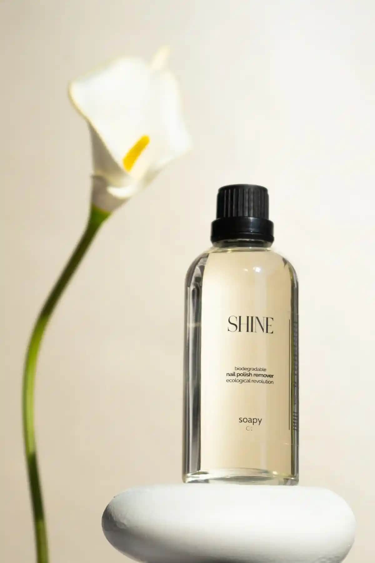 Soapy Co ve Watsons Asetonsuz Oje Çıkarıcı Karşılaştırması: Doğa Dostu ve Kullanışlı Seçenekler