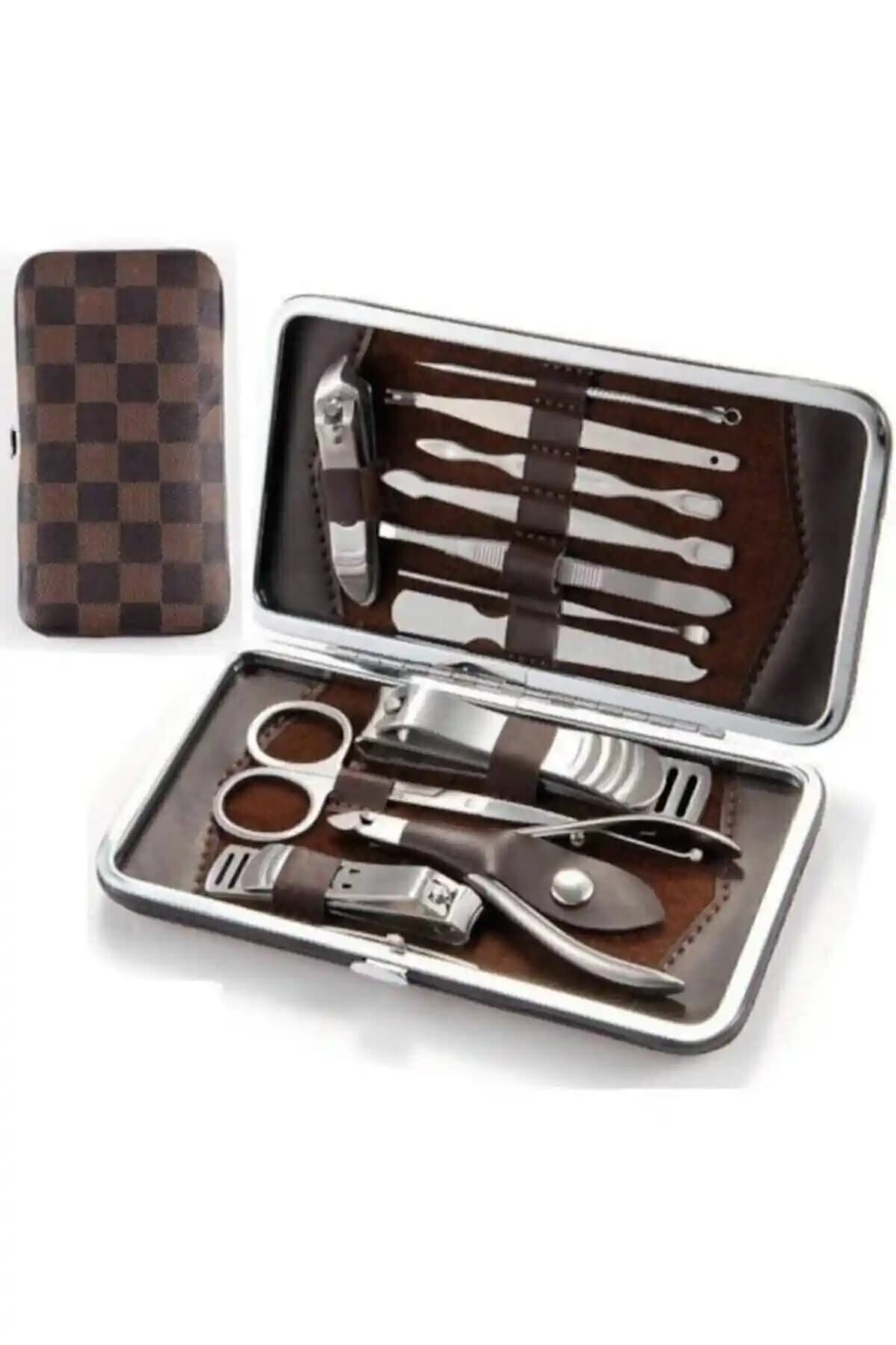 Hitfoni ve MERZE 12 Parça Manikür Setlerinin Karşılaştırması