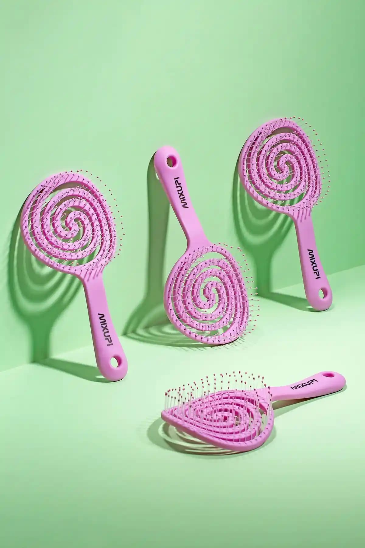 Saç Fırçası Karşılaştırması: Mixup 3D Soft Touch ve Tangle Teezer Mini Özellikleri