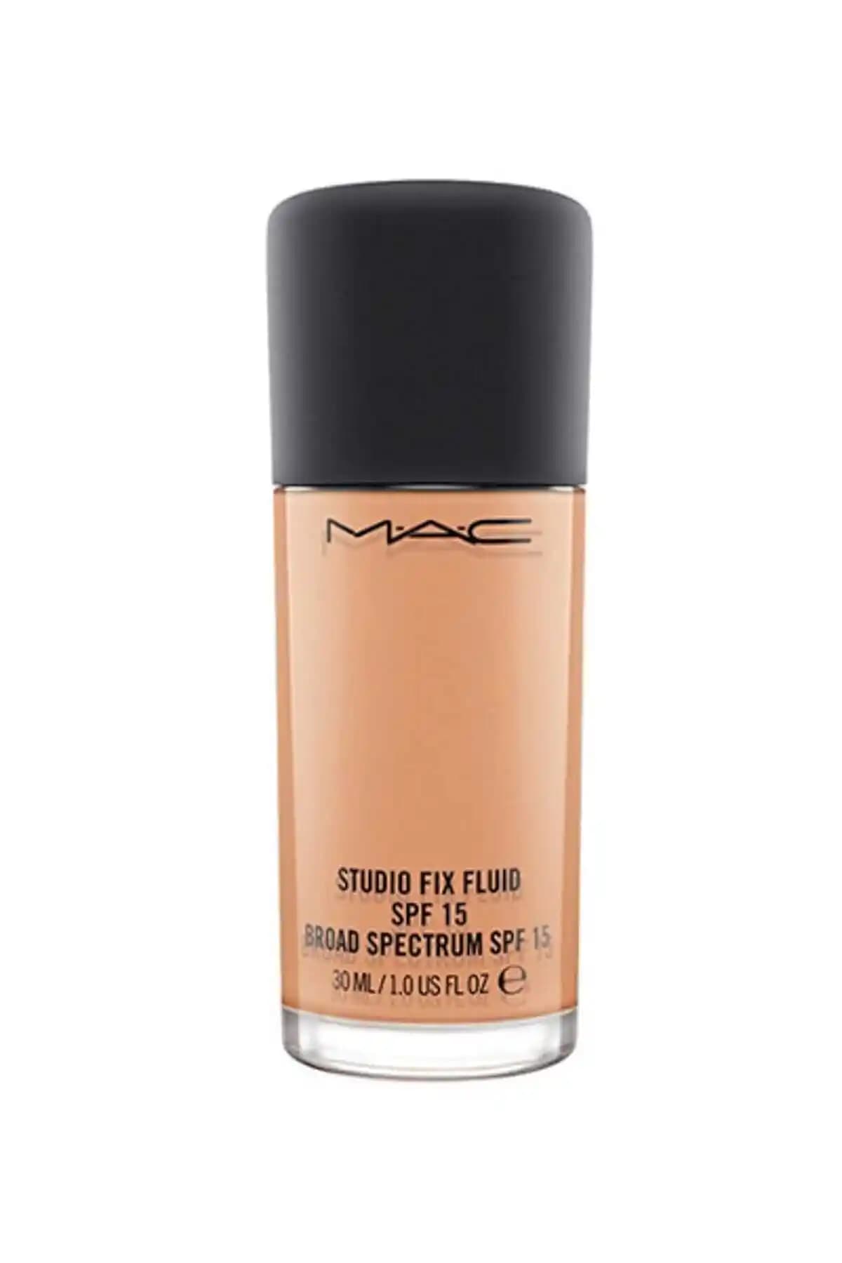 Mac Studio Fix Fluid SPF 15 NC17: Günlük Kullanım İçin Yüksek Performanslı Fondöten