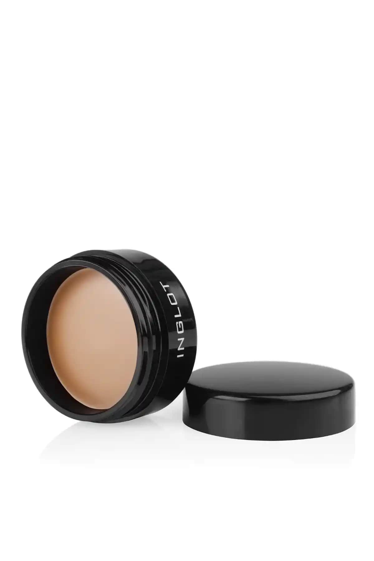 Inglot ve KIKO Göz Makyajı Sabitleyicileri Karşılaştırması: Hangisi Daha Uygun?