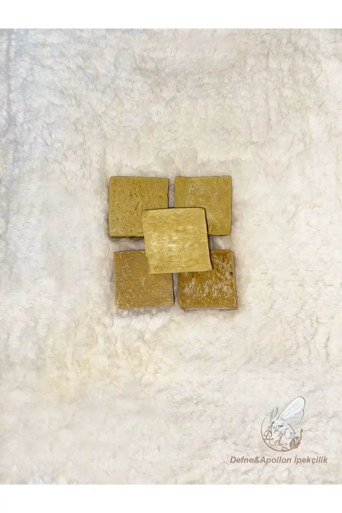 Defne ve Zeytinyağlı Sabunların Karşılaştırması: Doğal İçerikler ve Cilt Sağlığı Üzerindeki Etkileri