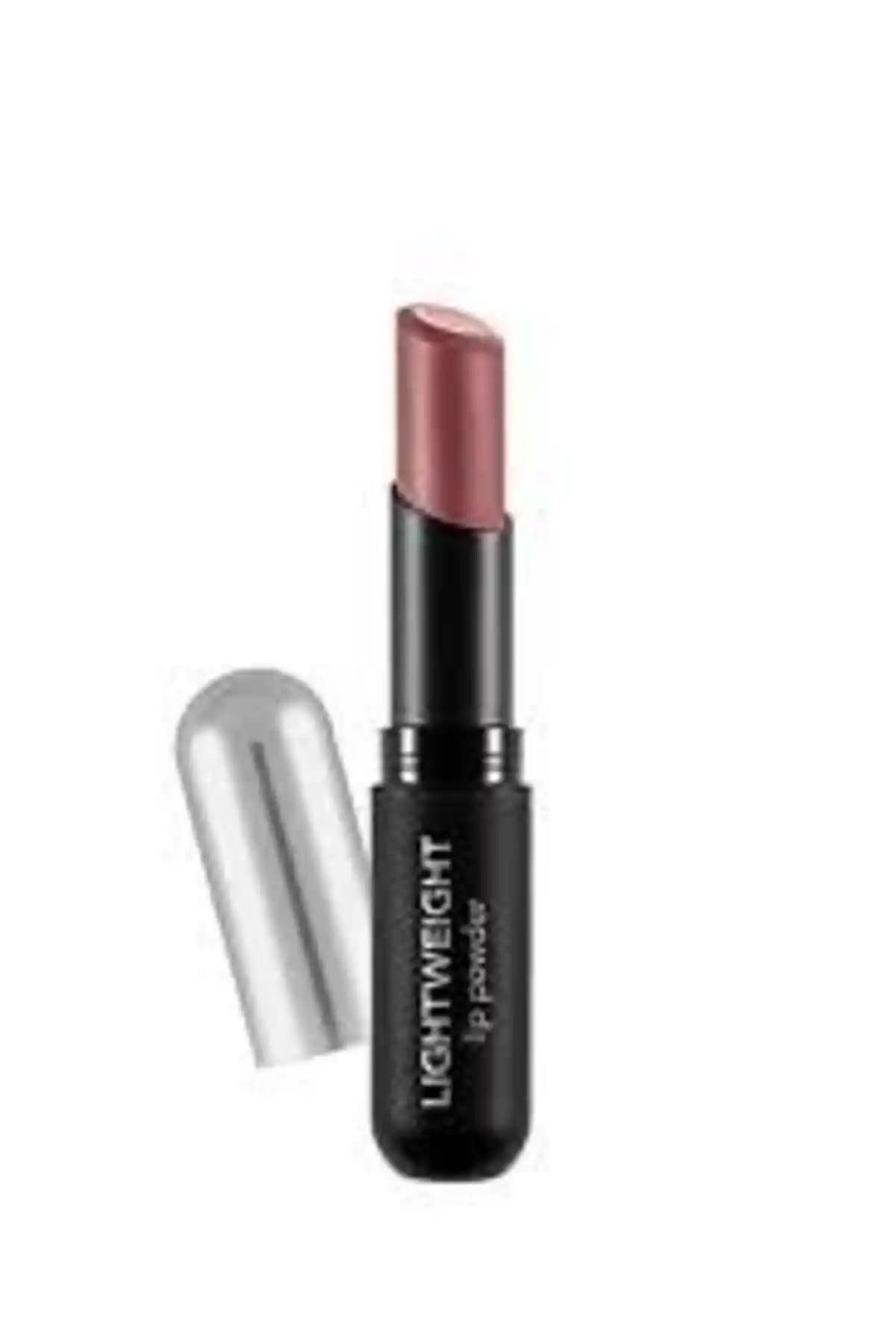Flormar Lightweight Lip Powder 004 ve Mat Ruj 017 This Night Karşılaştırması