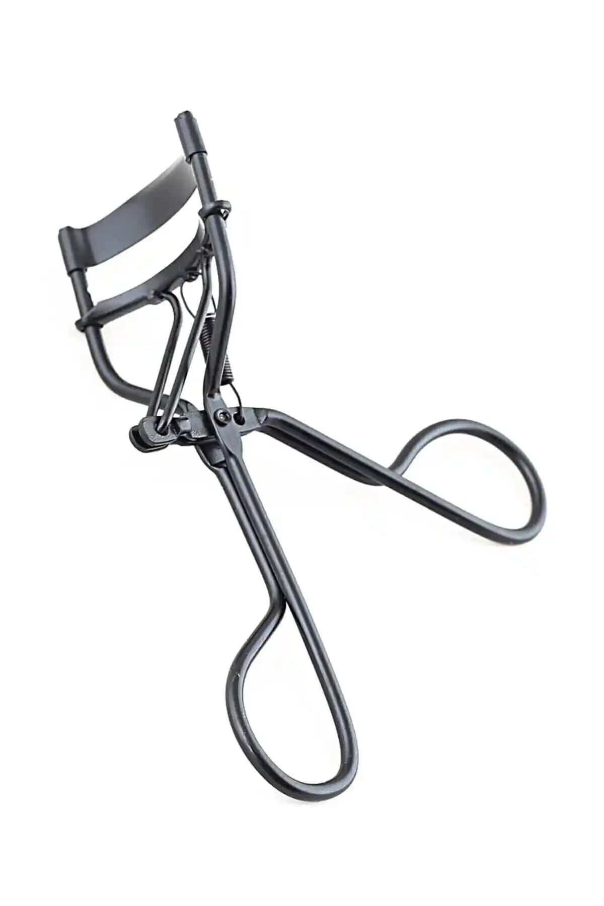 XP Siyah Kirpik Kıvırma Makası: Doğal ve Çekici Bakışlar İçin Uygun Fiyatlı Çözüm