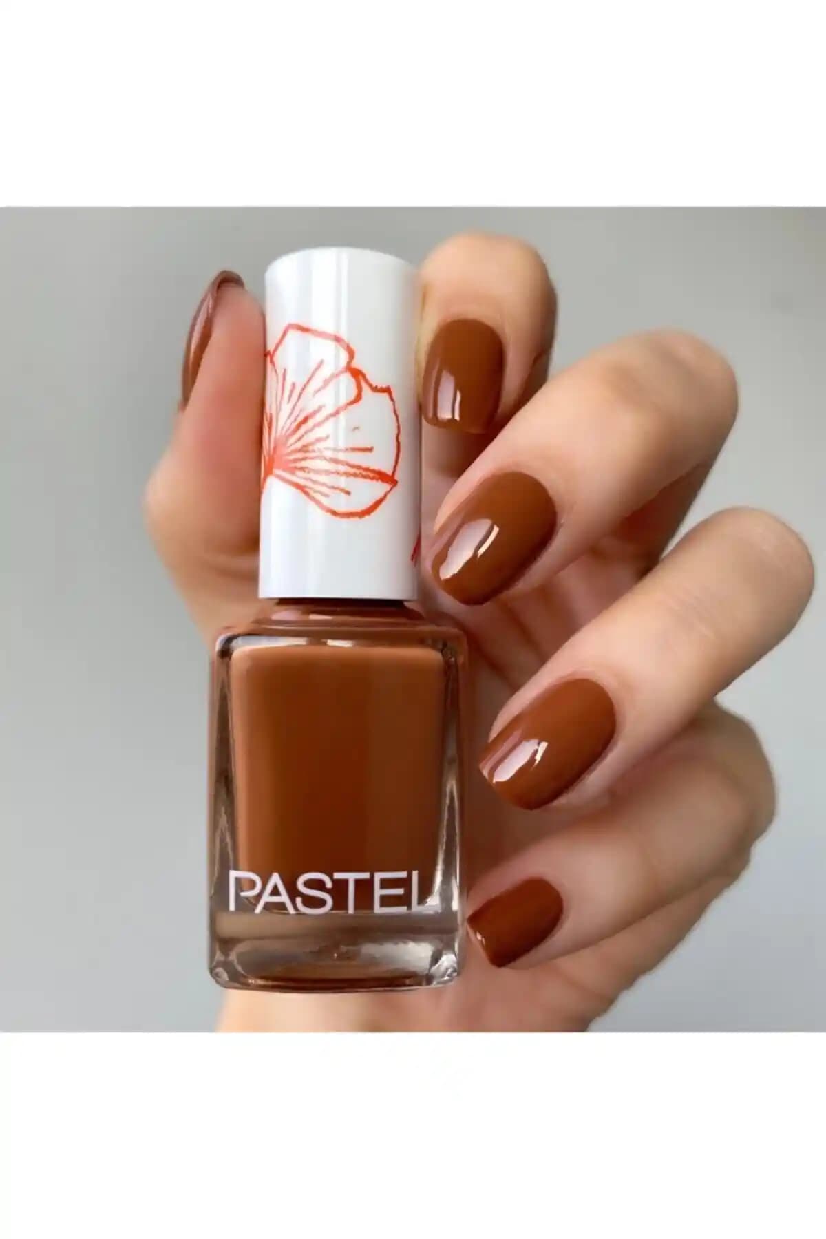 Pastel Oje 333: Uzun Süreli Parlaklık ve Kolay Uygulama ile Günlük Şıklık