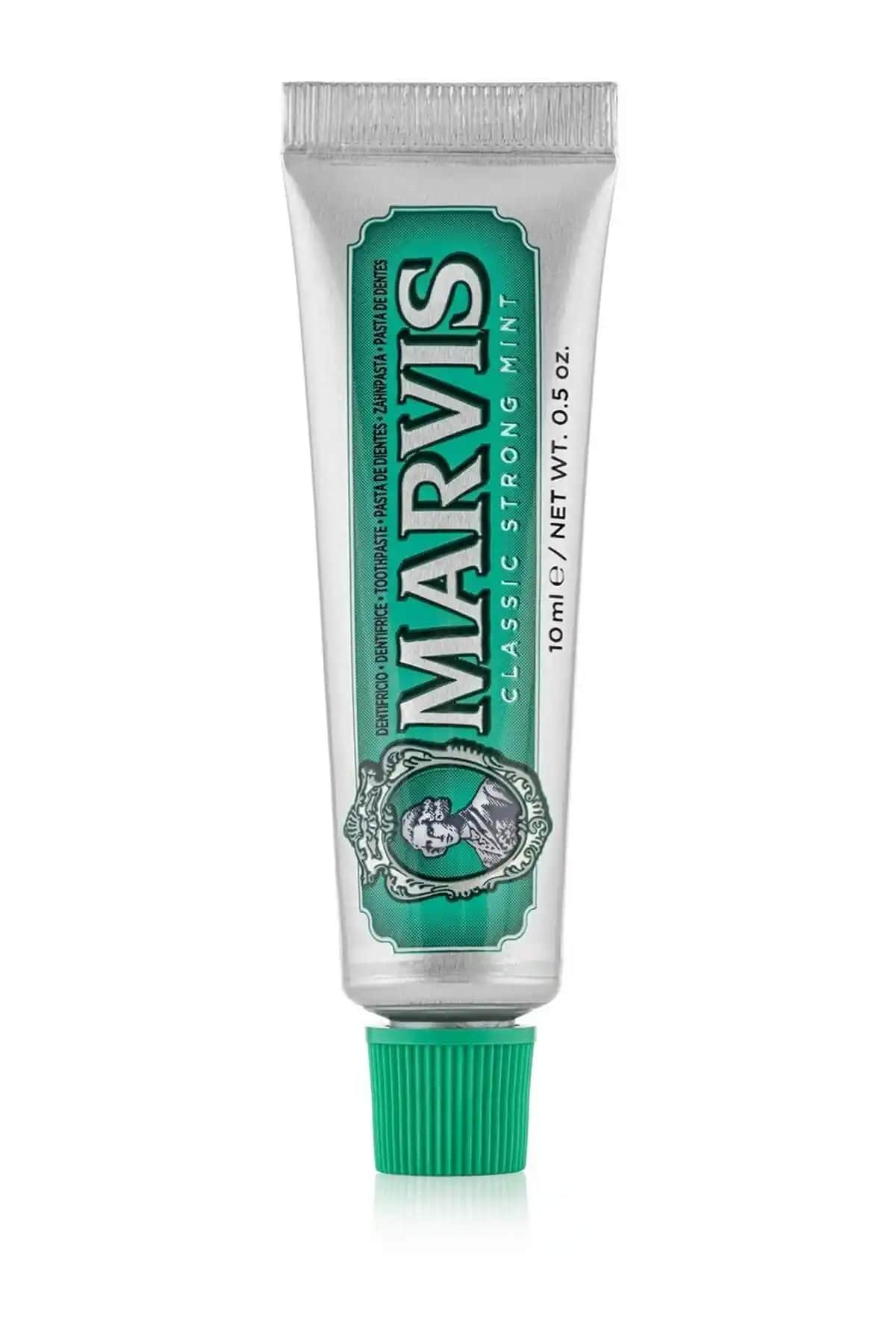 Marvis Classic Strong Mint ve Klasik Ekstra Naneli Diş Macunu Karşılaştırması
